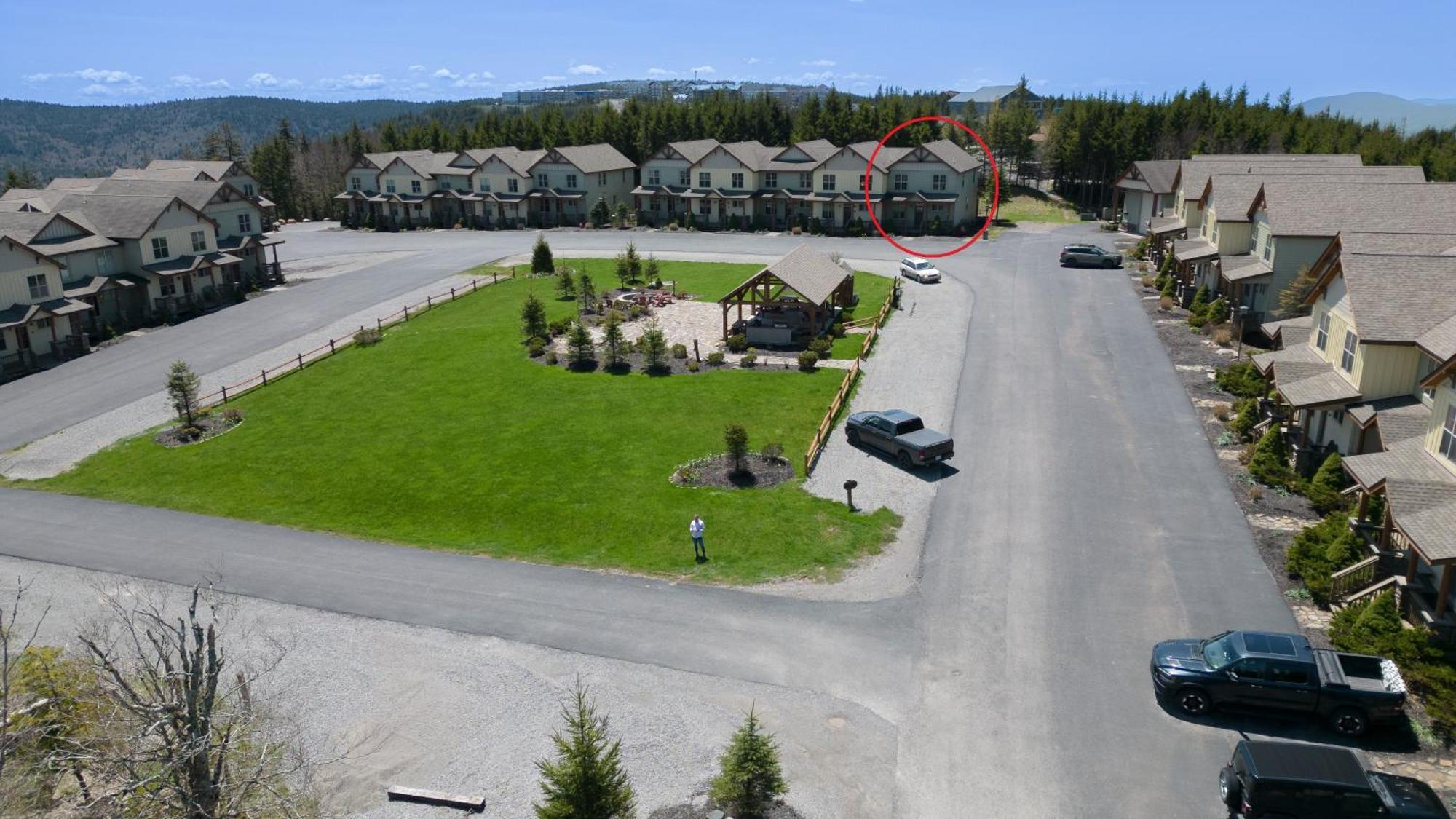 Bbc11 2 Story Townhouse In Black Bear Crossing With Slope Access Сноушу Экстерьер фото